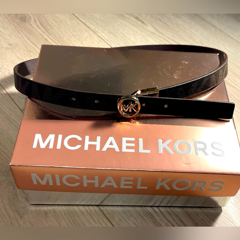 Michael Kors Twist Reversible monogram MK Logo waist Belt Gold Tone Logo Buckle